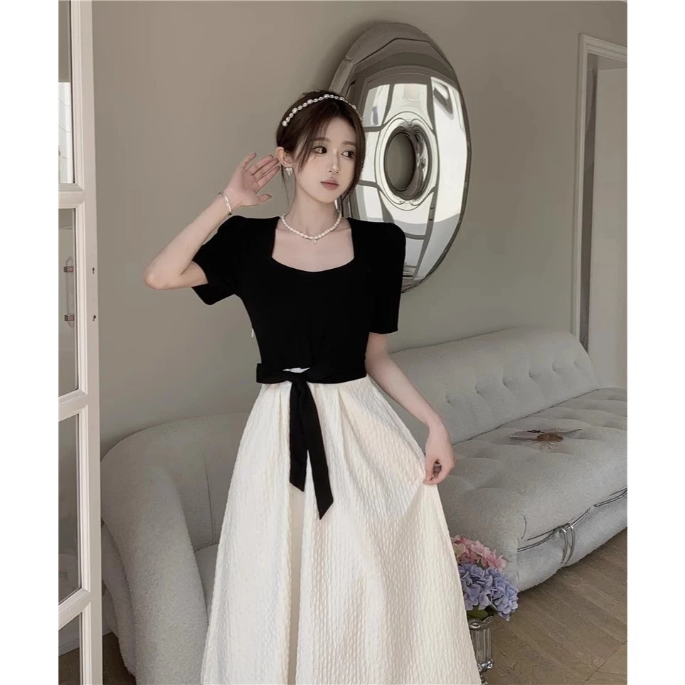 Puff Sleeve Black and White Dress